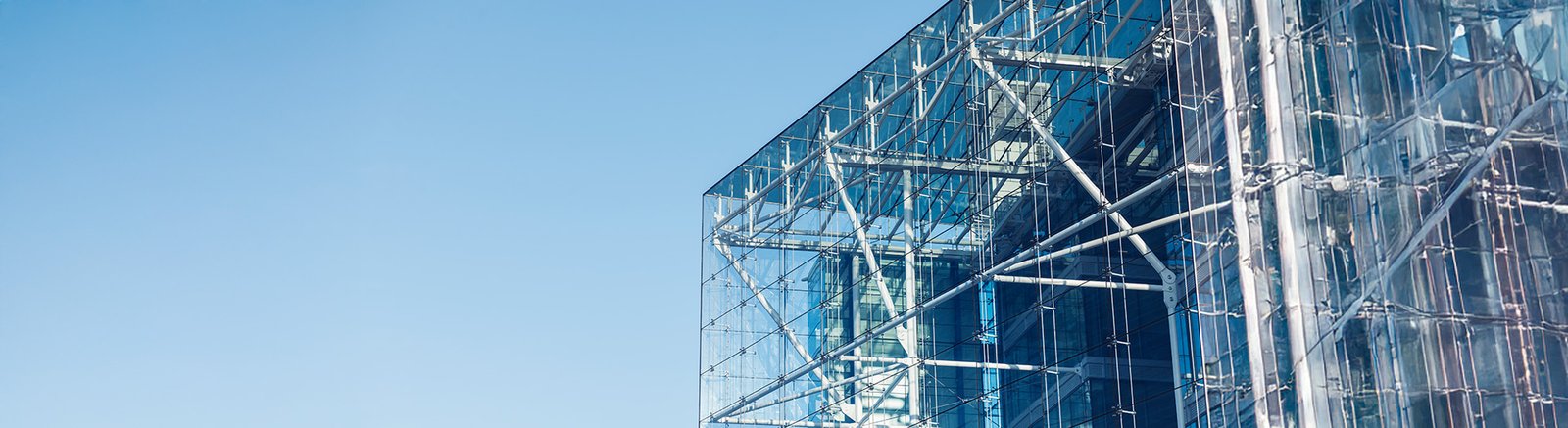 Alumina - Modern Glass Architecture